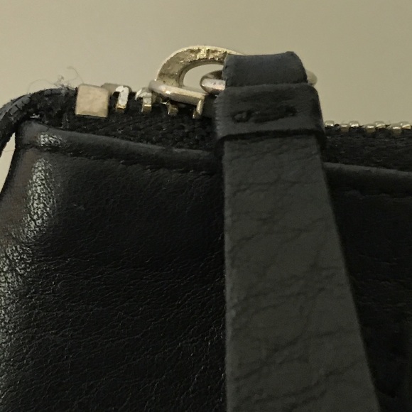 Cole Haan Wristlet Change Purse Key Card Holder - Picture 7 of 11